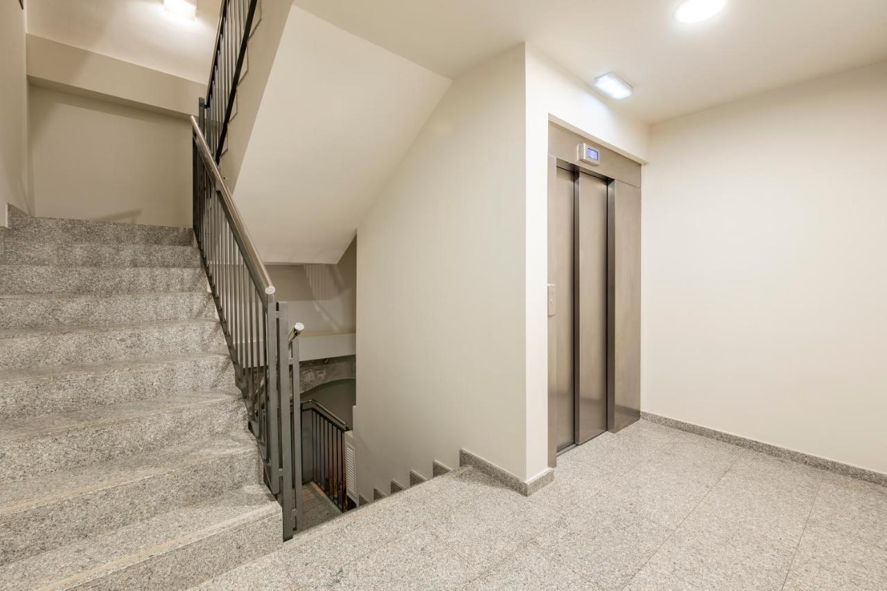 Hotel Centre Реус Екстериор снимка